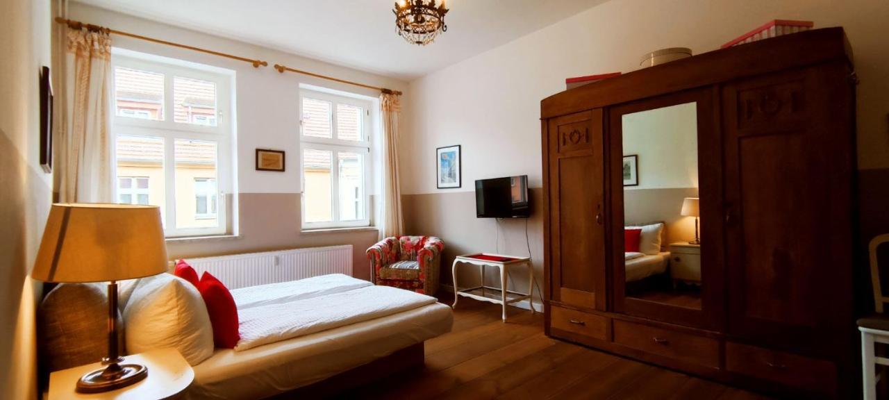 LoggiaHaus Schloß- und Seeblick Apartment Rheinsberg Exterior foto